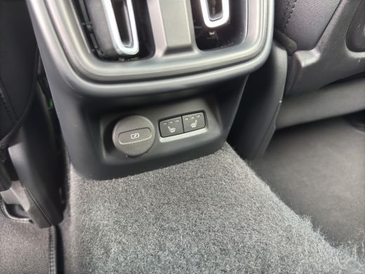 Polestar 2 Long Range Dual Motor Launch Edition 78kWh | 360 Camera | Panoramadak | Premium audio | Stuur-en ... ActivLease financial lease