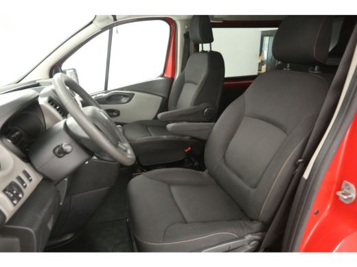 Renault Trafic 1.6 dCi T29 L2H1 | Dubbele Cabine | Airco | Cruise | Trekhaak | Parkeersens. | Imperiaal ActivLease financial lease