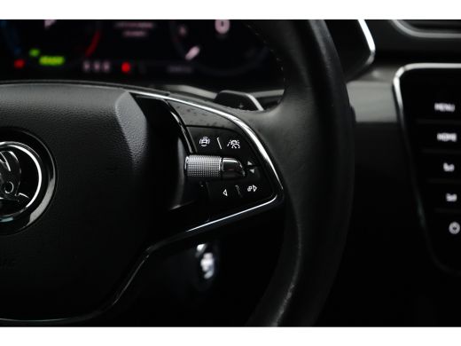 Skoda Superb Combi 1.4 iV eHybrid 218PK DSG-6 Style | TREKHAAK | NAVIGATIE | AUTO. A. KLEP | MATRIX LED | STOE... ActivLease financial lease