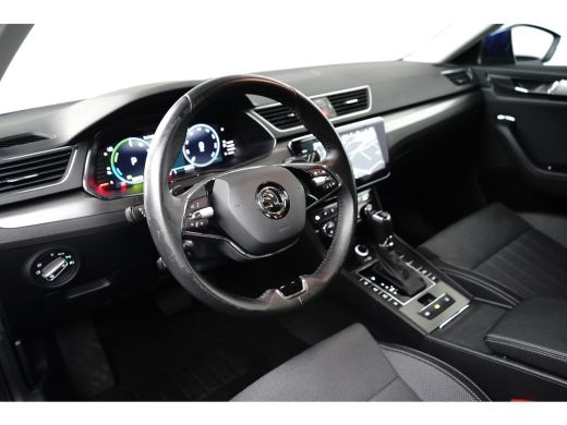Skoda Superb Combi 1.4 iV eHybrid 218PK DSG-6 Style | TREKHAAK | NAVIGATIE | AUTO. A. KLEP | MATRIX LED | STOE... ActivLease financial lease