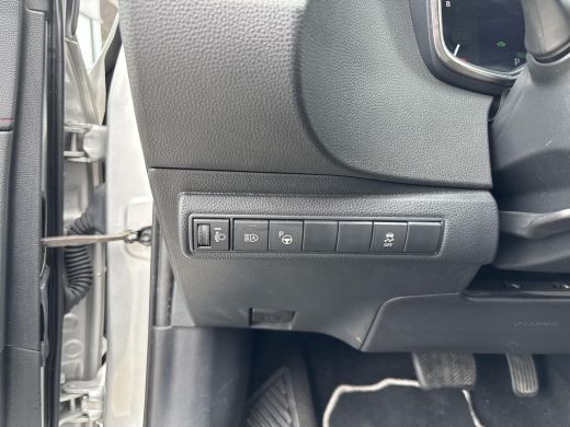 Toyota Corolla 2.0 Hybrid Executive | Panoramadak | ActivLease financial lease