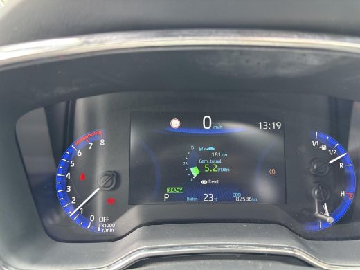 Toyota Corolla 2.0 Hybrid Executive | Panoramadak | ActivLease financial lease