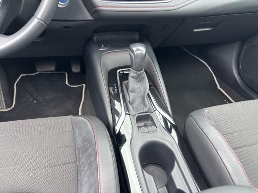 Toyota Corolla 2.0 Hybrid Executive | Panoramadak | ActivLease financial lease