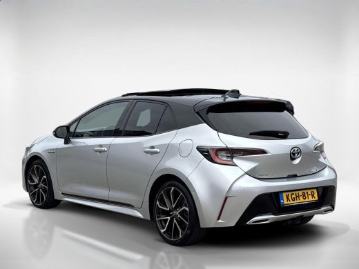 Toyota Corolla 2.0 Hybrid Executive | Panoramadak | ActivLease financial lease