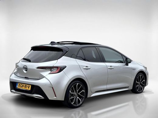 Toyota Corolla 2.0 Hybrid Executive | Panoramadak | ActivLease financial lease