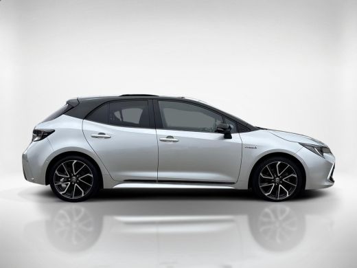 Toyota Corolla 2.0 Hybrid Executive | Panoramadak | ActivLease financial lease