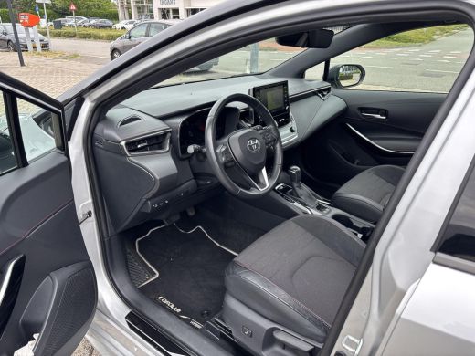 Toyota Corolla 2.0 Hybrid Executive | Panoramadak | ActivLease financial lease