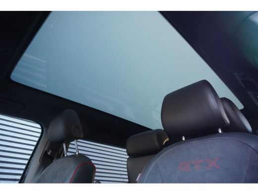 Volkswagen ID. Buzz GTX Limited Edition 340 pk 4-Motion LWB, 7-persoons, Panoramadak, Navigatie, 21" LM Velgen, Adapt... ActivLease financial lease