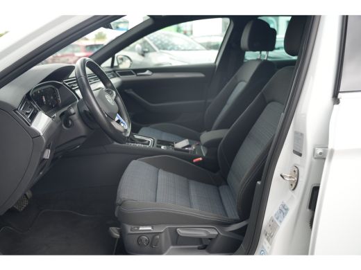 Volkswagen Passat Variant 1.4 TSI PHEV GTE Business | Adaptive Cruise Controle | Trekhaak | Dodehoek Detectie | ActivLease financial lease