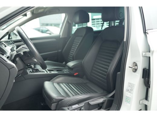 Volkswagen Passat Variant 1.4 TSI PHEV GTE Business | Leder | Camera | Led | ActivLease financial lease