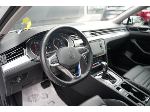 Volkswagen Passat Variant 1.4 TSI PHEV GTE Business | Leder | Camera | Led | ActivLease financial lease