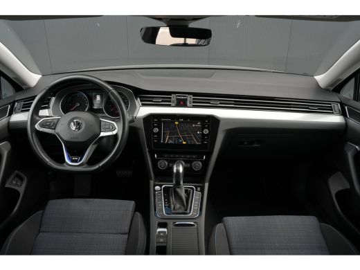 Volkswagen Passat Variant 1.4 TSI PHEV GTE Business | Parkeersensoren V+A | Winter Pakket | Camera | Navi | ActivLease financial lease