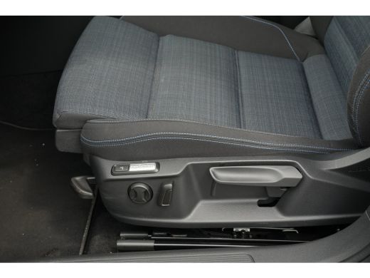 Volkswagen Passat Variant 1.4 TSI PHEV GTE Business | Parkeersensoren V+A | Winter Pakket | Camera | Navi | ActivLease financial lease