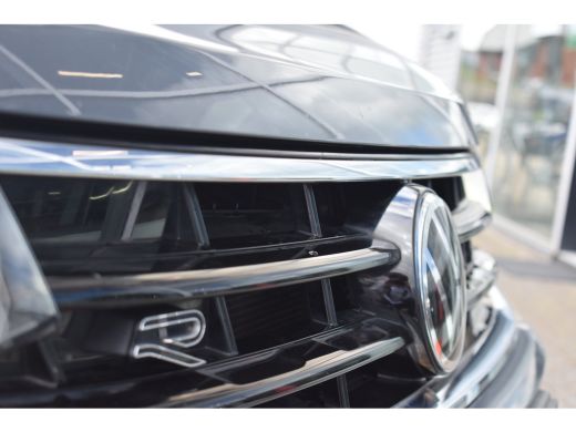 Volkswagen Tiguan 1.4 TSI eHybrid 245 PK DSG-6 R-Line Business+ | TREKHAAK | LEDER | 20 INCH | NAVIGATIE | HUD | EL... ActivLease financial lease