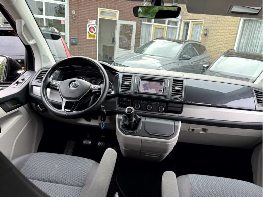 Volkswagen Transporter 2.0 TDI 150pk L2H1 Dubbel Cabine Highline 65262 km, NL. Auto. ActivLease financial lease