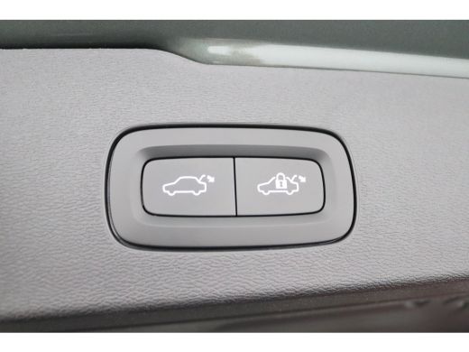 Volvo  V60 T6 Plug-in hybrid AWD Ultra Dark | Bowers&Wilkins | Massage | Stoelventilatie | 360 Camera | Pano... ActivLease financial lease