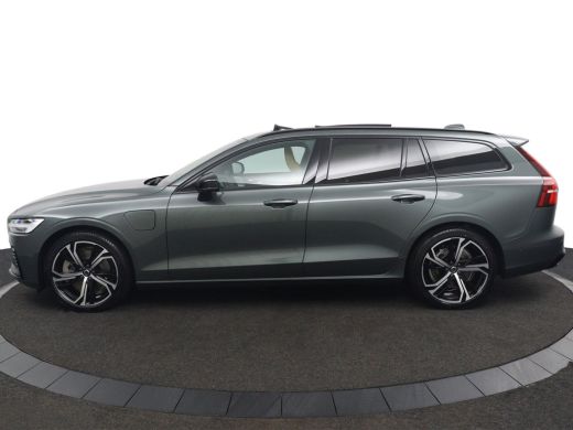 Volvo  V60 T6 Plug-in hybrid AWD Ultra Dark | Bowers&Wilkins | Massage | Stoelventilatie | 360 Camera | Pano... ActivLease financial lease
