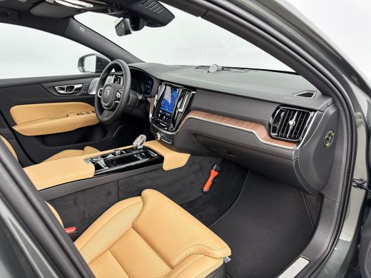 Volvo  V60 T6 Recharge Ultra Bright | 19" | Geventileerd Nappa | Stoelmassage | Bowers & Wilkins | Head-Up |... ActivLease financial lease