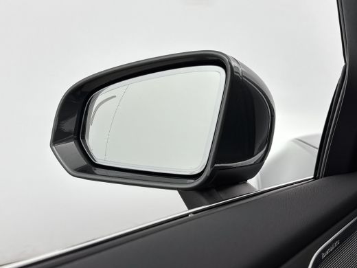 Volvo  V60 T6 Recharge Ultra Bright | 19" | Geventileerd Nappa | Stoelmassage | Bowers & Wilkins | Head-Up |... ActivLease financial lease