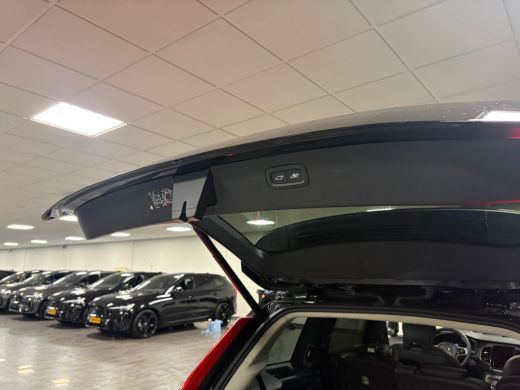 Volvo  XC90 T8 AWD Recharge Ultra Dark | Vol! | Bowers & Wilkins | Luchtvering | Stoelventilatie | Trekhaak |... ActivLease financial lease