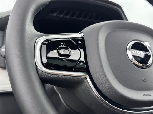 Volvo  XC90 T8 Ultra Black Edition Executive | 22" | Gelaagd & Getint Glas | Geintegreerd kinderzitje | Lucht... ActivLease financial lease