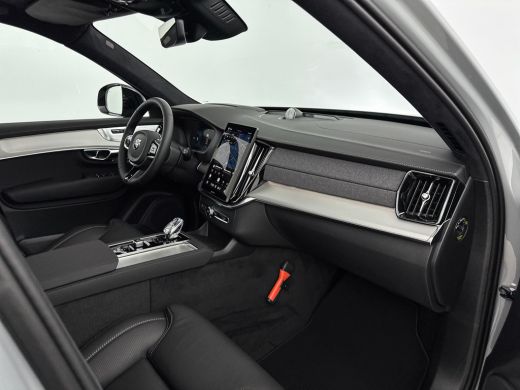 Volvo  XC90 T8 Ultra Black Edition Executive | 22" | Gelaagd & Getint Glas | Geintegreerd kinderzitje | Lucht... ActivLease financial lease