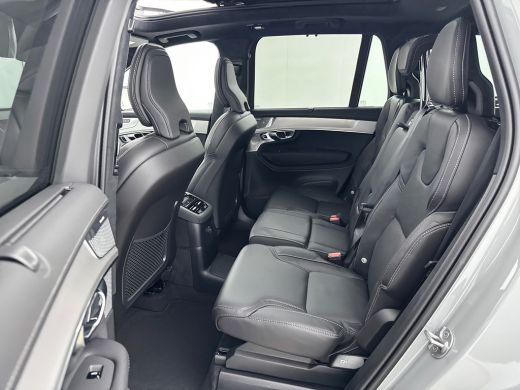 Volvo  XC90 T8 Ultra Black Edition Executive | 22" | Gelaagd & Getint Glas | Geintegreerd kinderzitje | Lucht... ActivLease financial lease