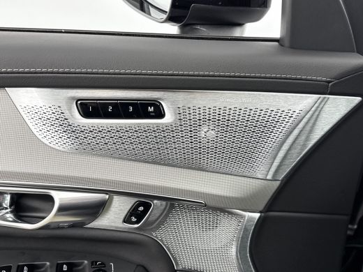 Volvo  XC90 T8 Ultra Black Edition Executive | 22" | Gelaagd & Getint Glas | Geintegreerd kinderzitje | Lucht... ActivLease financial lease
