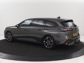 Peugeot 308 1.6 HYbrid 180 Allure Pack Business | SOH 93,8% | Trekhaak | Adaptive cruise | Half leder | Camer...