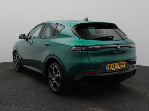 Alfa Romeo Tonale 1.5T Hybrid Veloce Lederen Bekleding | ELektrische Stoelen | 306 Graden Camera | Adaptieve Cruise... ActivLease financial lease
