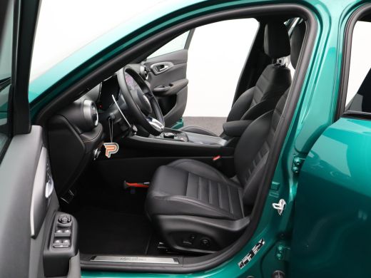 Alfa Romeo Tonale 1.5T Hybrid Veloce Lederen Bekleding | ELektrische Stoelen | 306 Graden Camera | Adaptieve Cruise... ActivLease financial lease