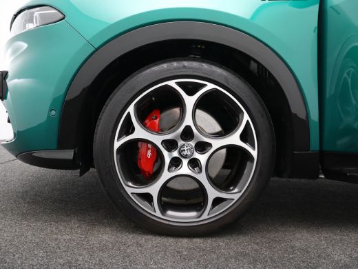 Alfa Romeo Tonale 1.5T Hybrid Veloce Lederen Bekleding | ELektrische Stoelen | 306 Graden Camera | Adaptieve Cruise... ActivLease financial lease