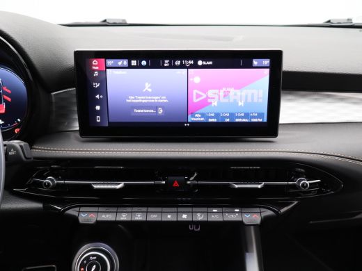 Alfa Romeo Tonale 1.5T Hybrid Veloce Lederen Bekleding | ELektrische Stoelen | 306 Graden Camera | Adaptieve Cruise... ActivLease financial lease