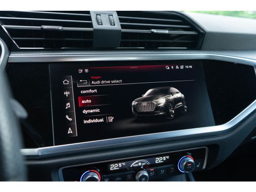 Audi Q3 45 TFSI e / 2x S-line/ Virtual Cockpit/ Touch Navigatie/ Virtual Cockpit/ ActivLease financial lease