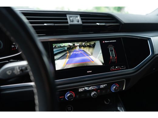 Audi Q3 45 TFSI e / 2x S-line/ Virtual Cockpit/ Touch Navigatie/ Virtual Cockpit/ ActivLease financial lease