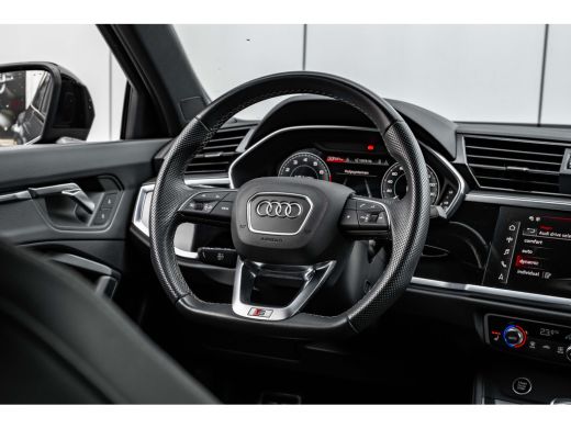 Audi Q3 45 TFSI e S Edition 245PK | Panorama Dak | Sfeerverlichting | Elek. stoelen | Matrix LED Koplampe... ActivLease financial lease