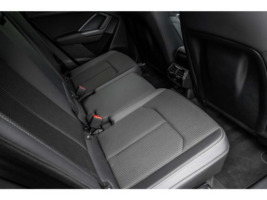 Audi Q3 45 TFSI e S Edition 245PK | Panorama Dak | Sfeerverlichting | Elek. stoelen | Matrix LED Koplampe... ActivLease financial lease