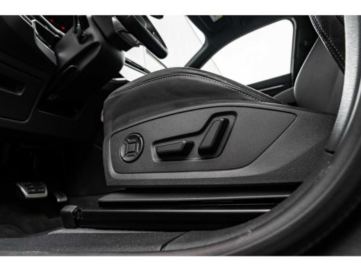 Audi Q3 45 TFSI e S Edition 245PK | Panorama Dak | Sfeerverlichting | Elek. stoelen | Matrix LED Koplampe... ActivLease financial lease