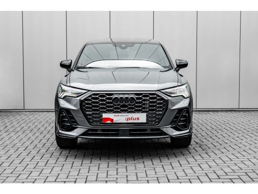 Audi Q3 45 TFSI e S Edition 245PK | Panorama Dak | Sfeerverlichting | Elek. stoelen | Matrix LED Koplampe... ActivLease financial lease