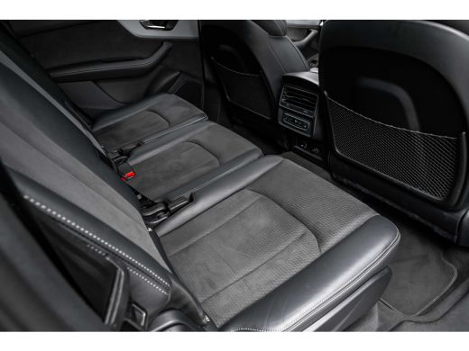 Audi Q7 55 TFSI e quattro Pro Line S 367 PK | Trekhaak | Vierwielbesturing | B&O | Head-up | Panoramadak ... ActivLease financial lease