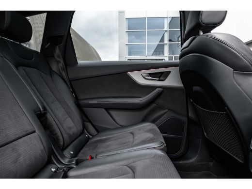 Audi Q7 55 TFSI e quattro Pro Line S 367 PK | Trekhaak | Vierwielbesturing | B&O | Head-up | Panoramadak ... ActivLease financial lease