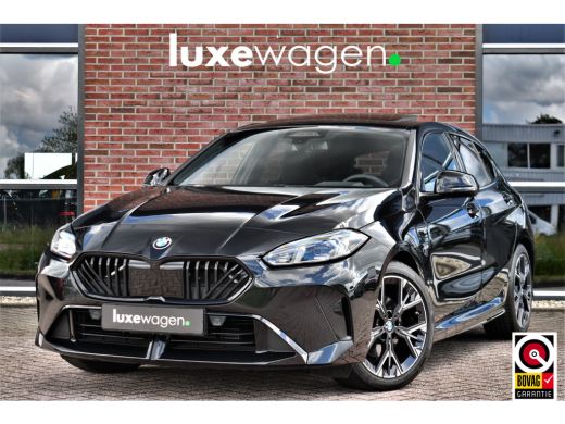 BMW 1 Serie 120 M-Sport Pano ACC 360 HUD El-Klep 18inch Shadowline ActivLease financial lease