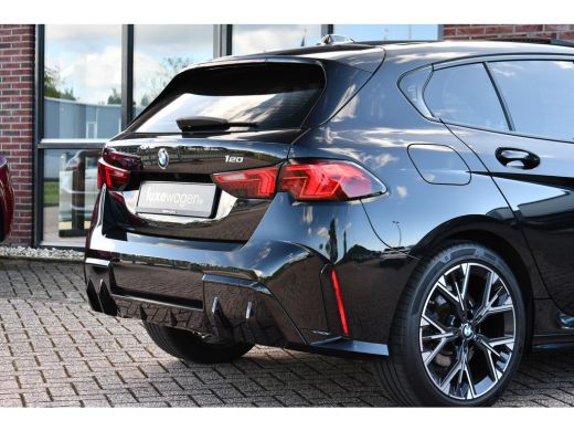 BMW 1 Serie 120 M-Sport Pano ACC 360 HUD El-Klep 18inch Shadowline ActivLease financial lease