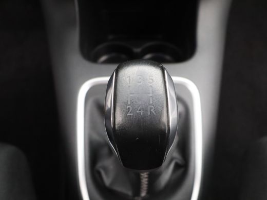 Citroën C3 1.2 PureTech S&S Shine | Navi | Cruise | Clima | Camera | Carplay | 17"LMV | ActivLease financial lease