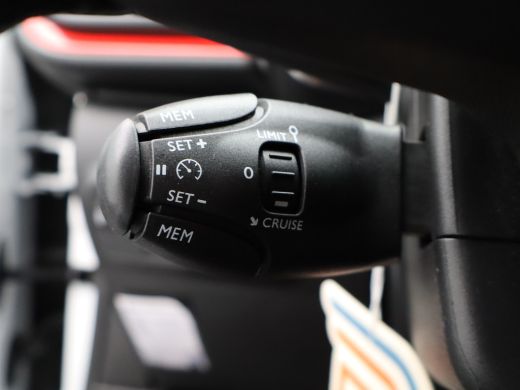 Citroën C3 1.2 PureTech S&S Shine | Navi | Cruise | Clima | Camera | Carplay | 17"LMV | ActivLease financial lease