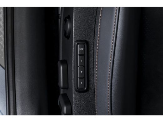 CUPRA Formentor 1.5 TSI e-Hybrid 272 PK VZ Performance | Dig. Cockpit | Adapt. Cruise | Stoel-+Stuurverw. | PDC |... ActivLease financial lease