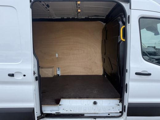 Ford E-Transit 68kWh 184PK L2H2 334km WLTP 96,5% (SOH) Climate Control Cruise Control CarPlay Navigatie Parkeers... ActivLease financial lease