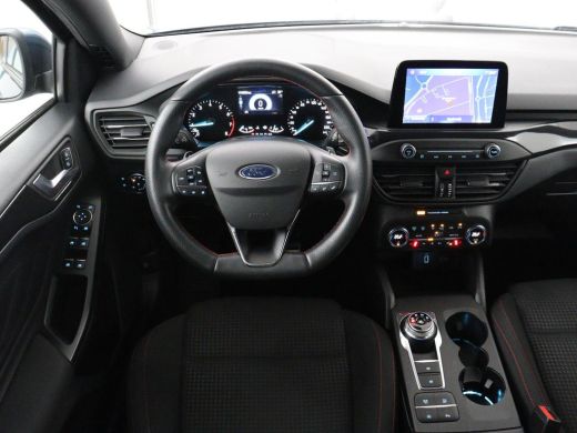 Ford Focus 1.5 EcoBoost ST Line | Trekhaak | Stoel & Stuurverwarming | Keyless | Carplay | Climate control |... ActivLease financial lease