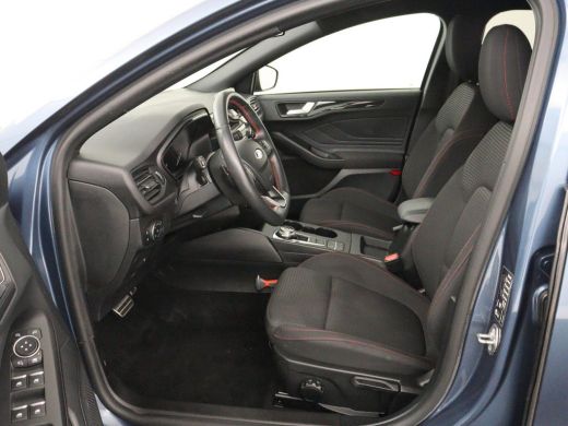 Ford Focus 1.5 EcoBoost ST Line | Trekhaak | Stoel & Stuurverwarming | Keyless | Carplay | Climate control |... ActivLease financial lease