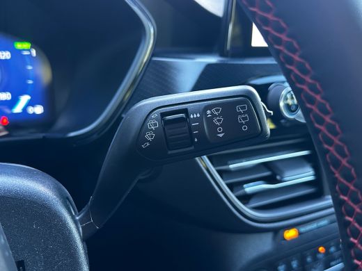 Ford Kuga 2.5 PHEV 225 PK ST-Line | ELEKTR. WEGKLAPBARE TREKHAAK| STUUR, STOEL, VOORRUIT EN ACHTERBANKVERWA... ActivLease financial lease